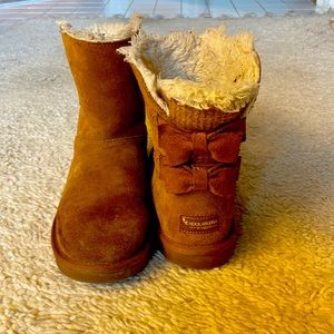 SOLD! Koolaburra UGG calf height boots